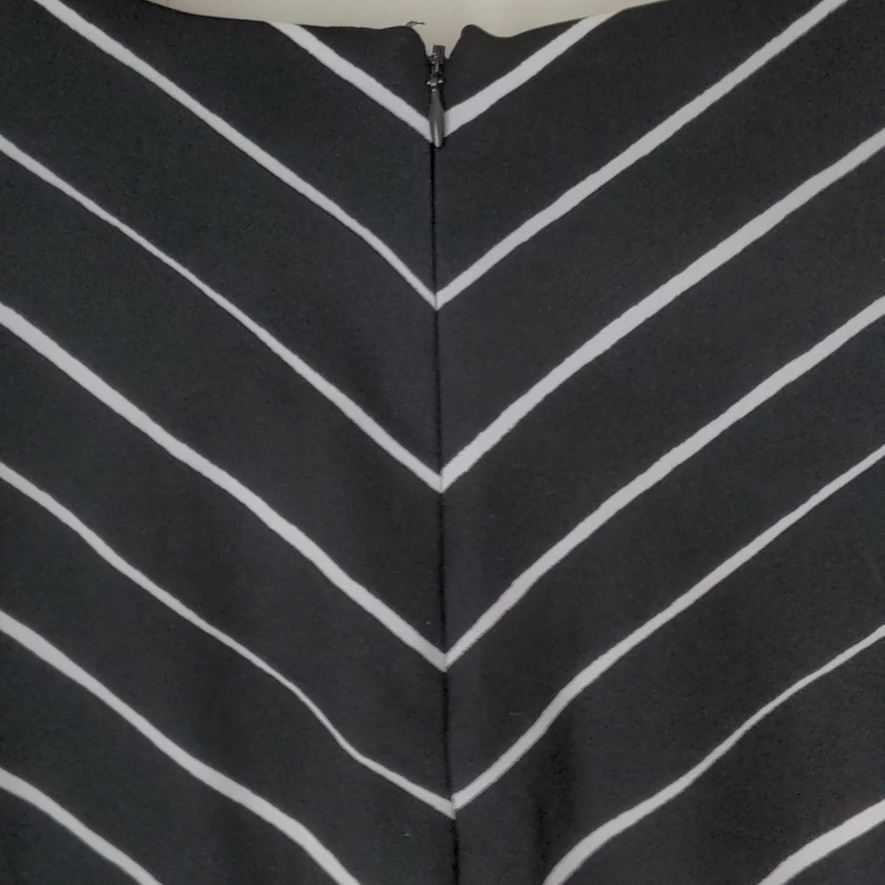 Banana Republic Women's Size 12 Petite One Piece Career Wear Dress - Picture 9 of 10